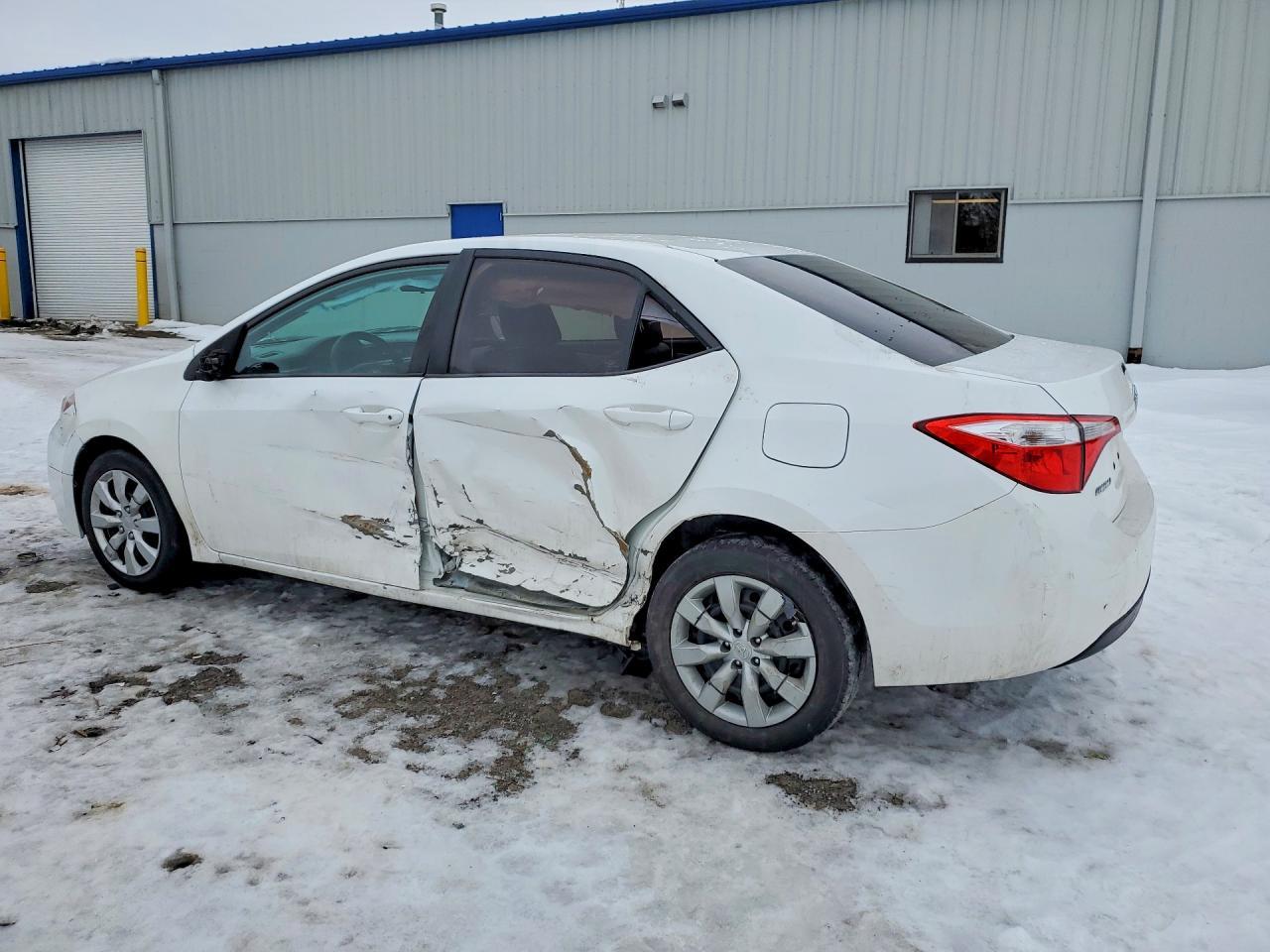 2015 TOYOTA COROLLA