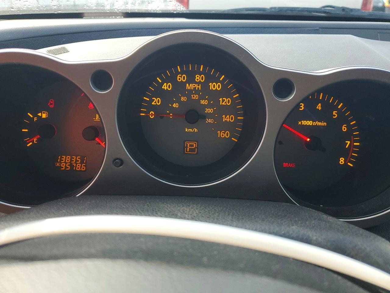 2004 NISSAN Maxima