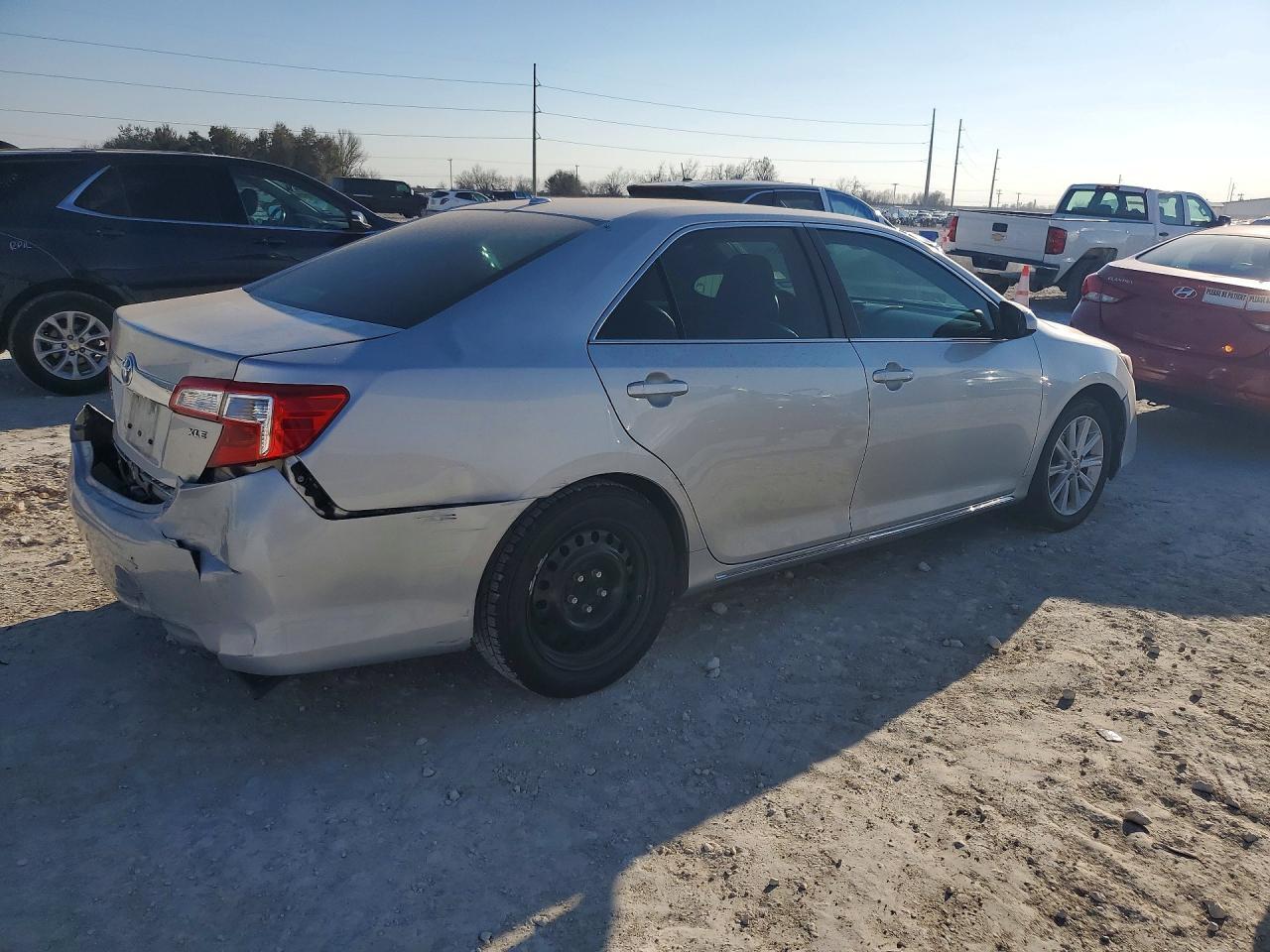 2014 TOYOTA CAMRY