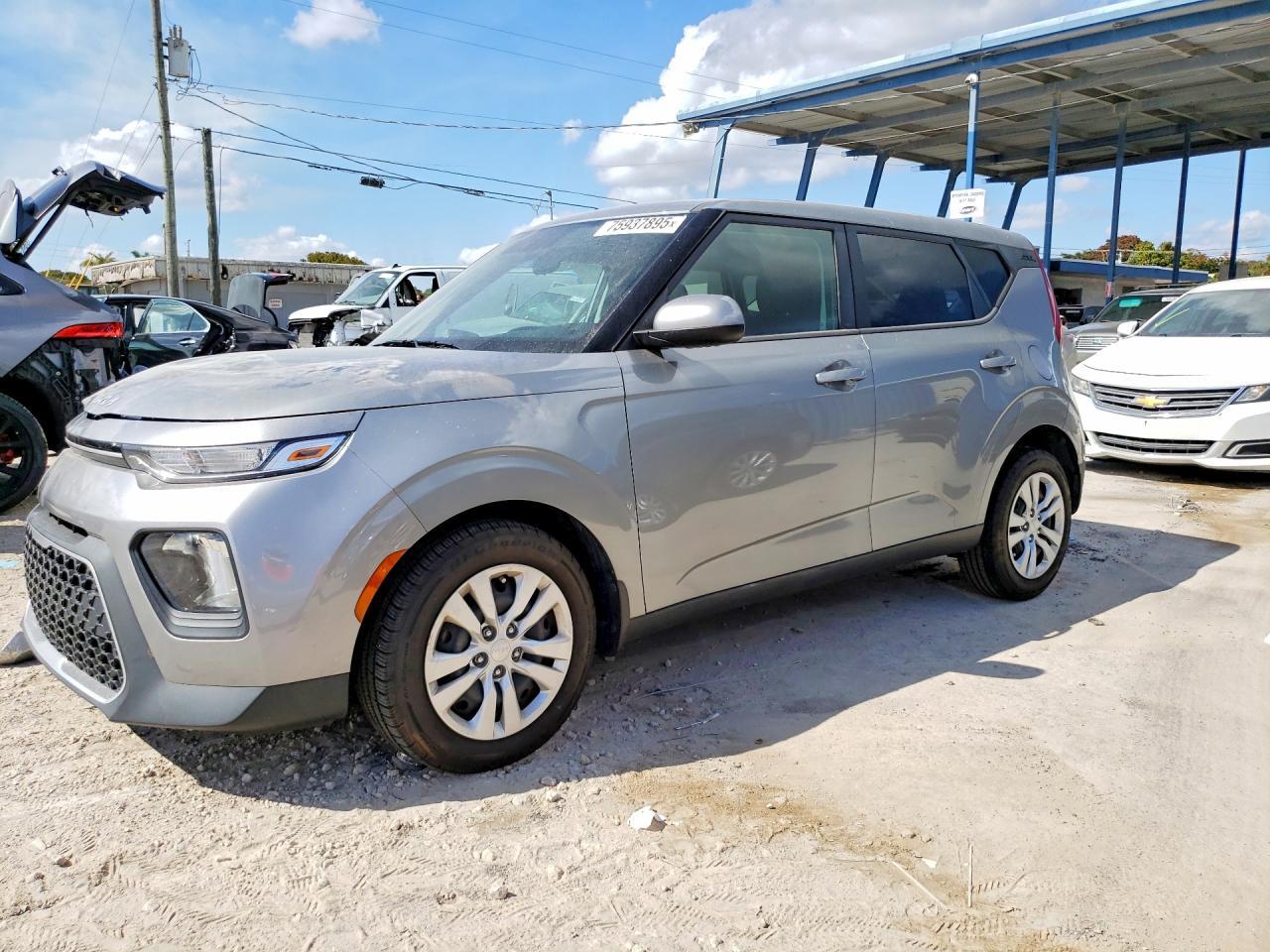 2022 KIA SOUL