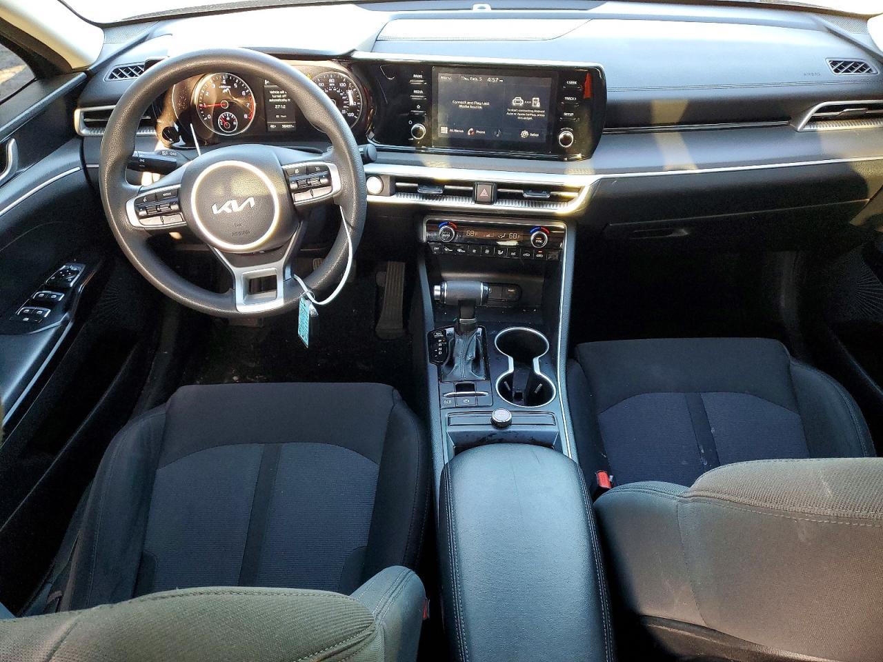 2022 KIA K5