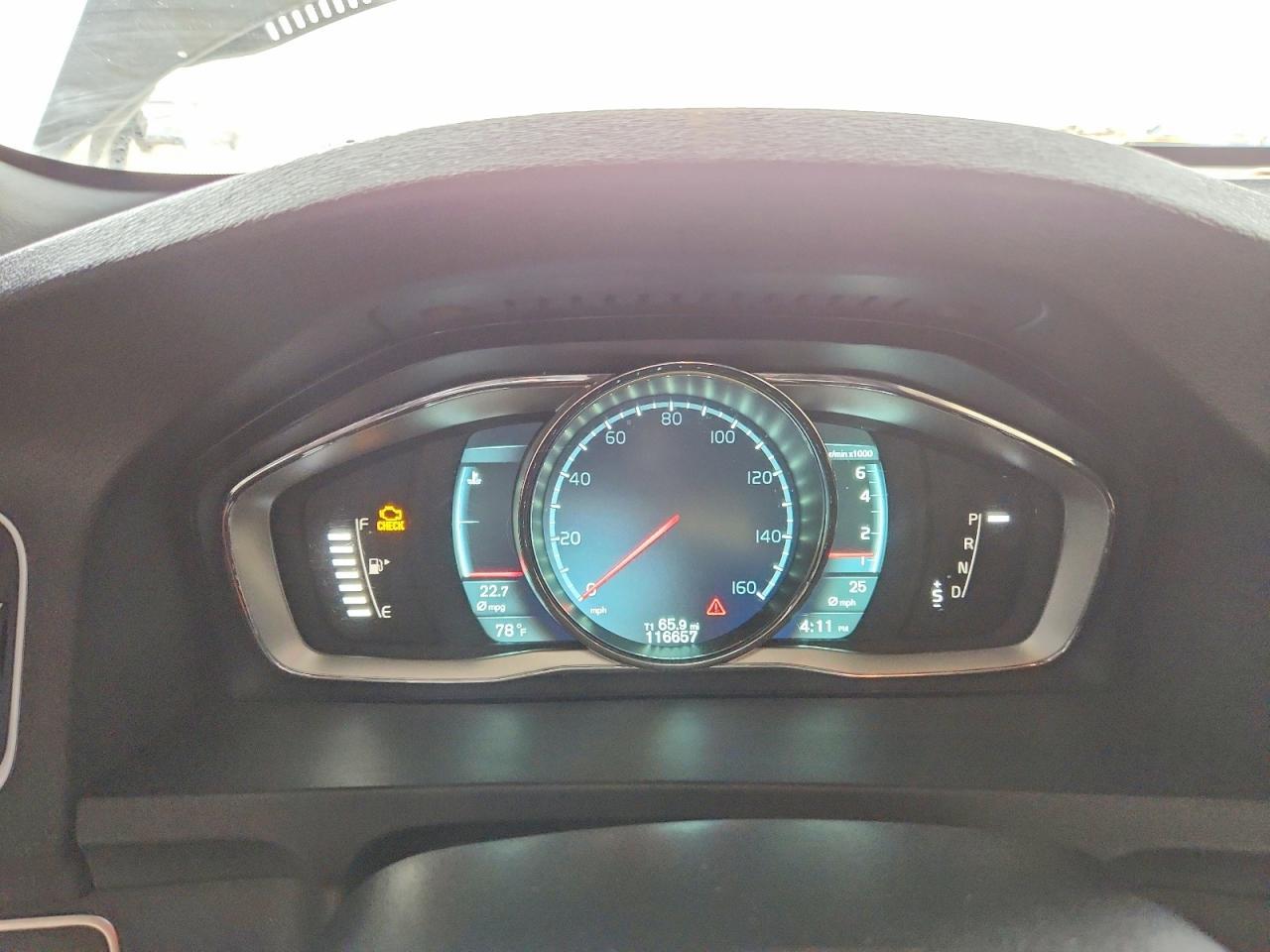 2015 VOLVO S60