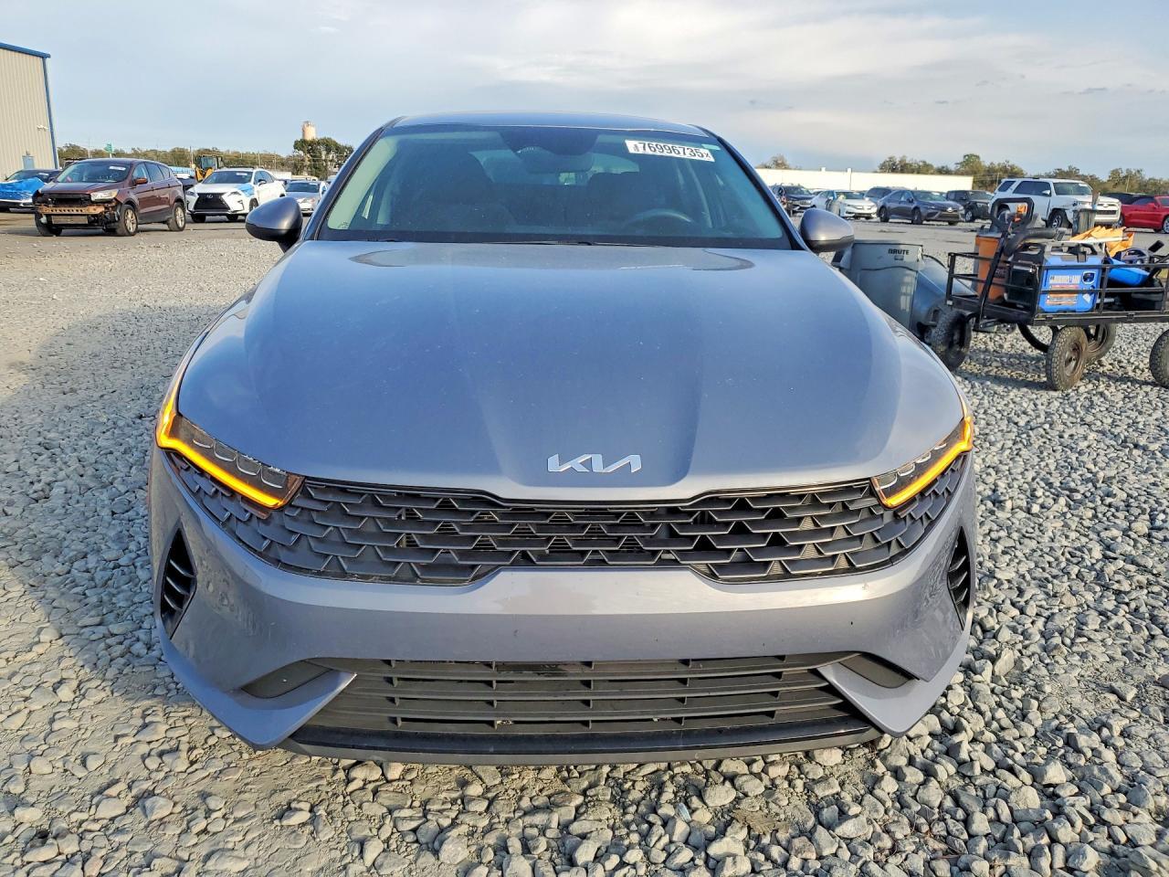 2022 KIA K5