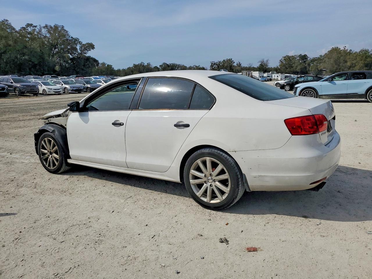 2011 VOLKSWAGEN JETTA