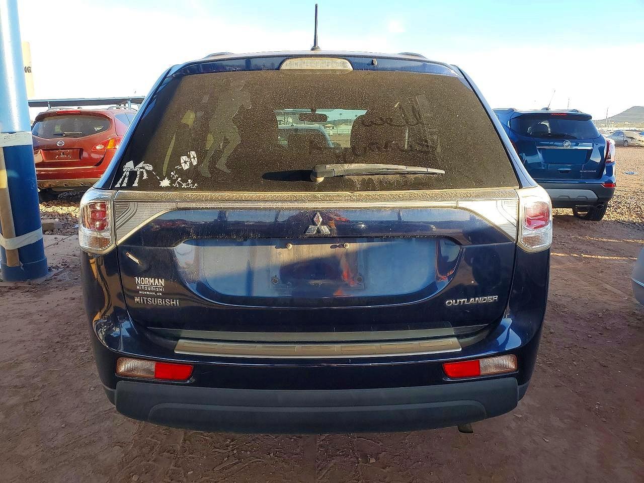 2014 MITSUBISHI outlander