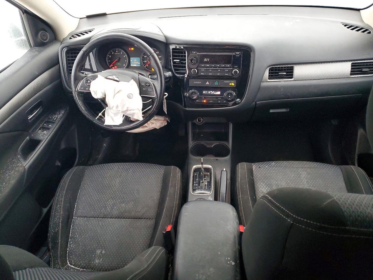 2016 MITSUBISHI outlander