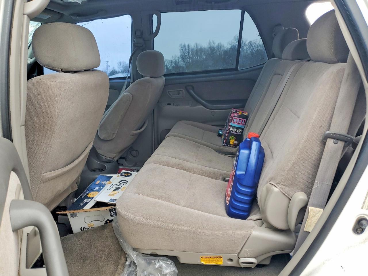 2003 TOYOTA Sequoia