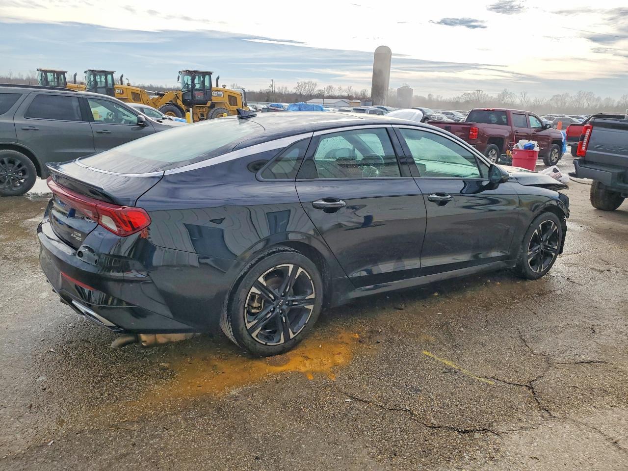 2023 KIA K5