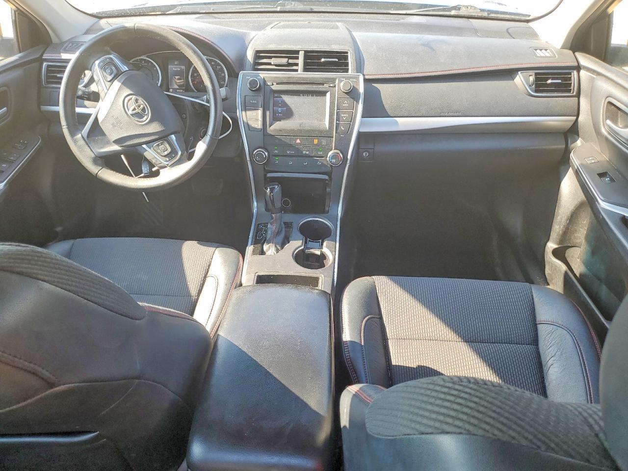 2017 TOYOTA CAMRY