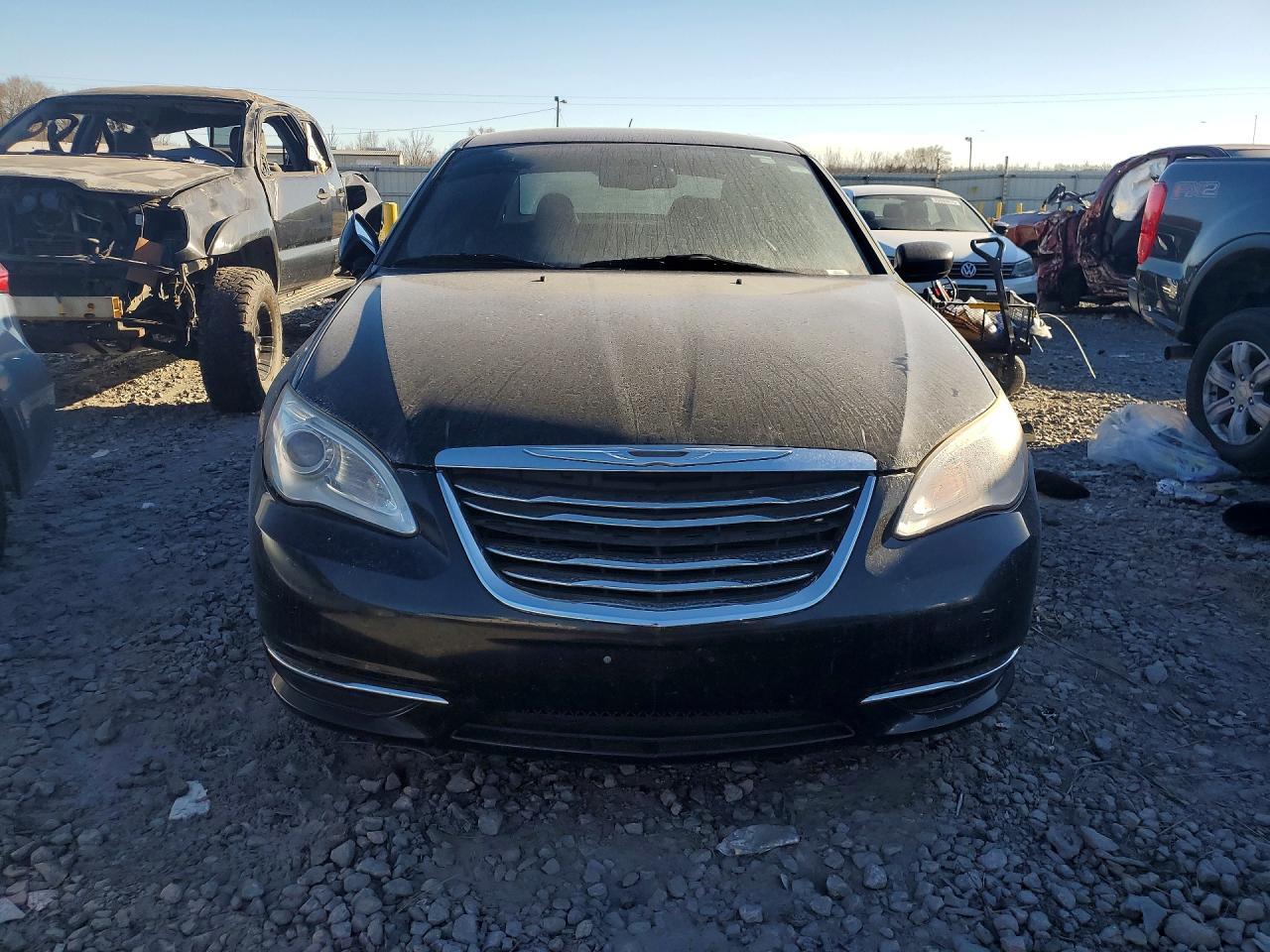 2013 CHRYSLER 200