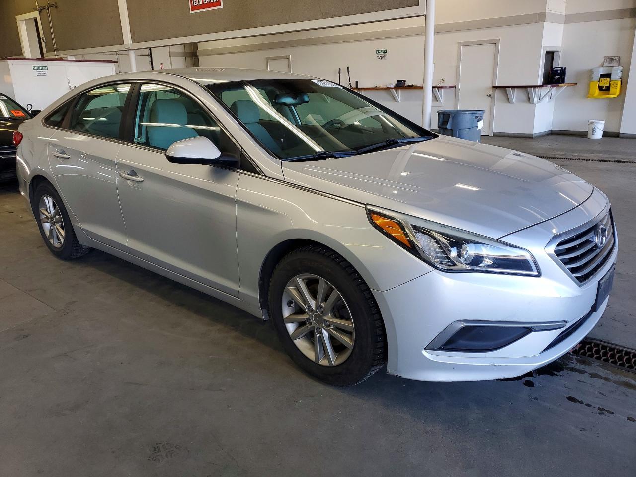 2016 HYUNDAI SONATA