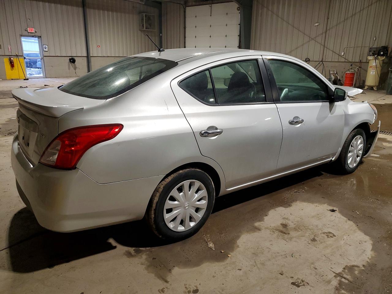 2018 NISSAN VERSA