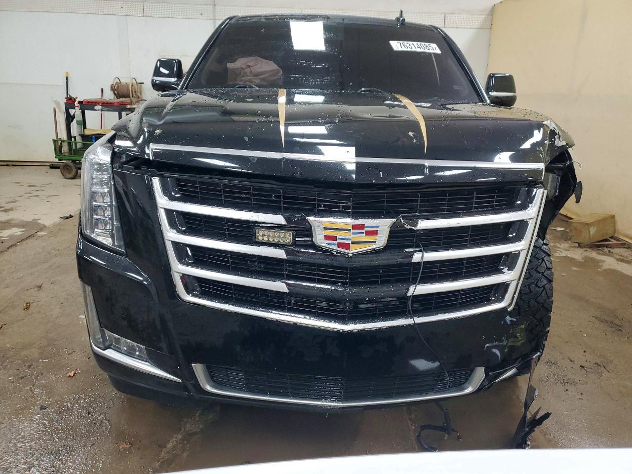 2016 CADILLAC ESCALADE