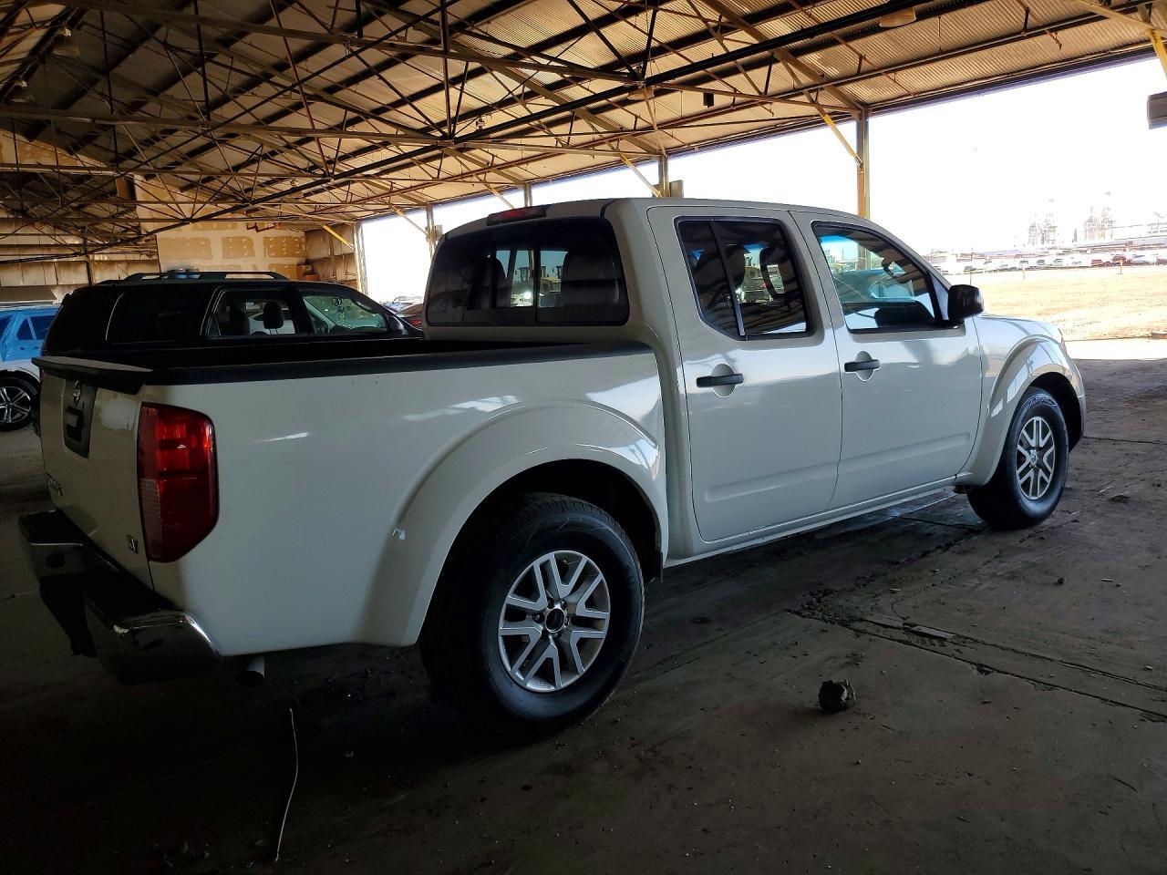 2016 NISSAN Frontier