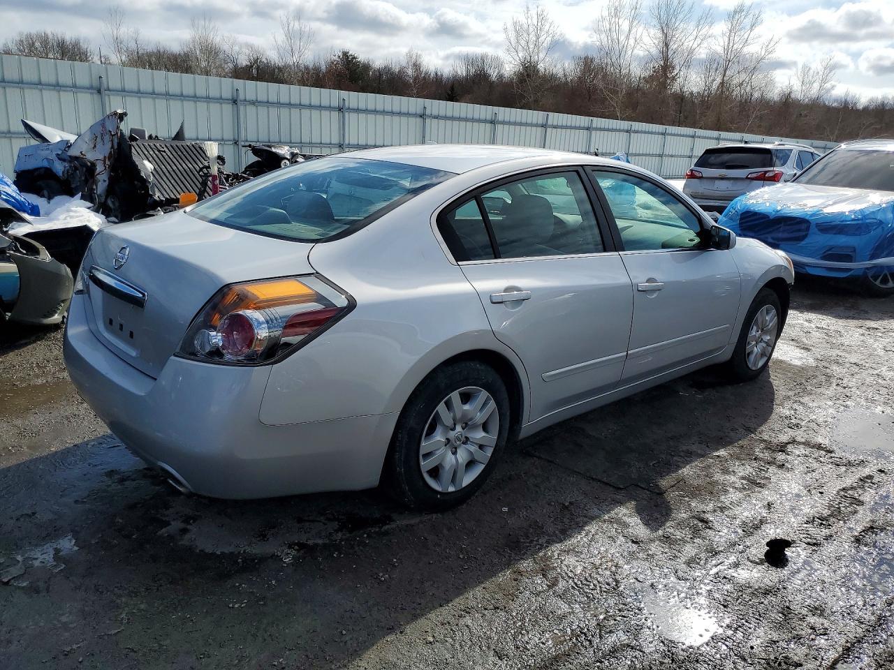 2012 NISSAN ALTIMA