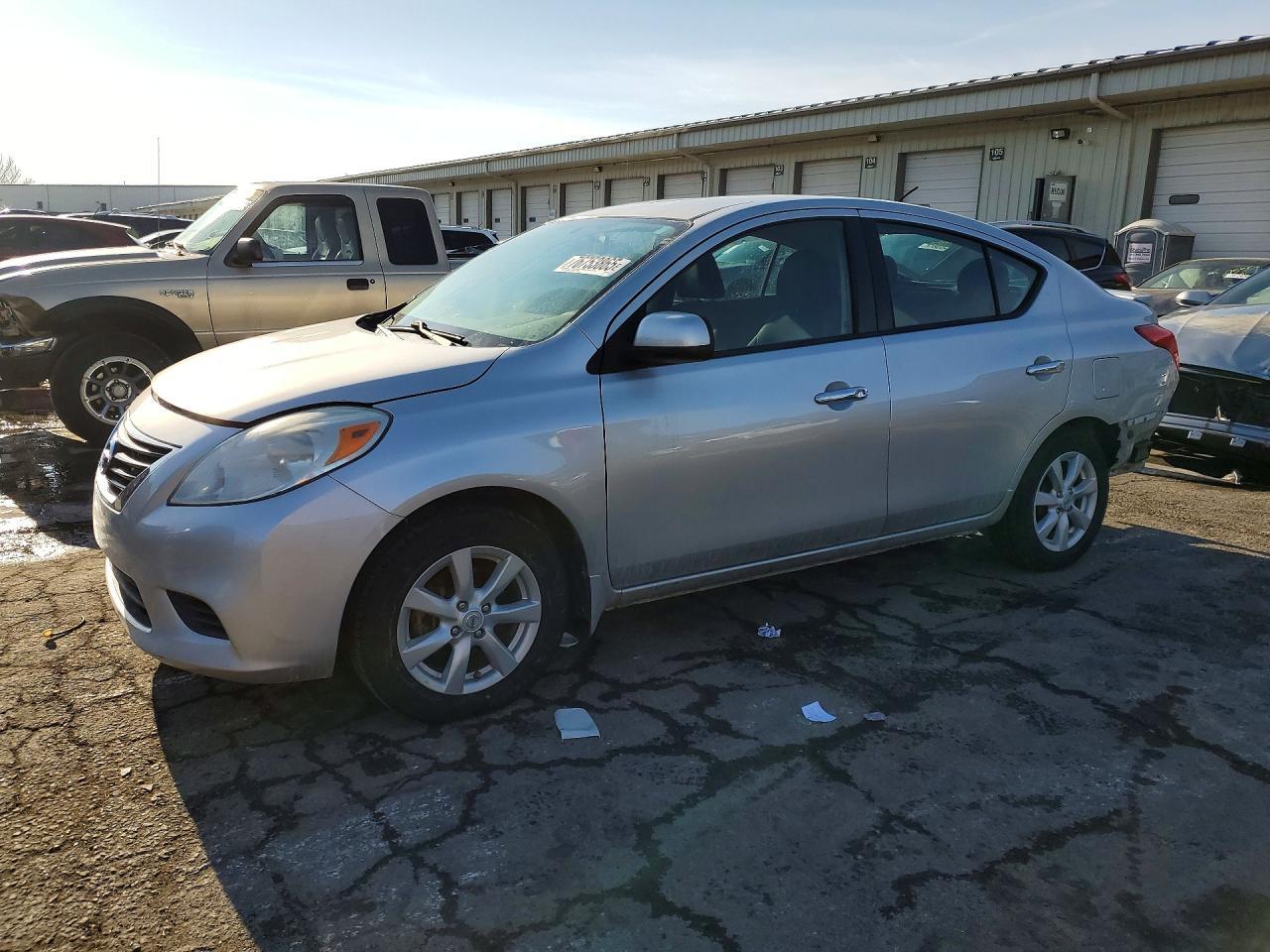 2014 NISSAN VERSA