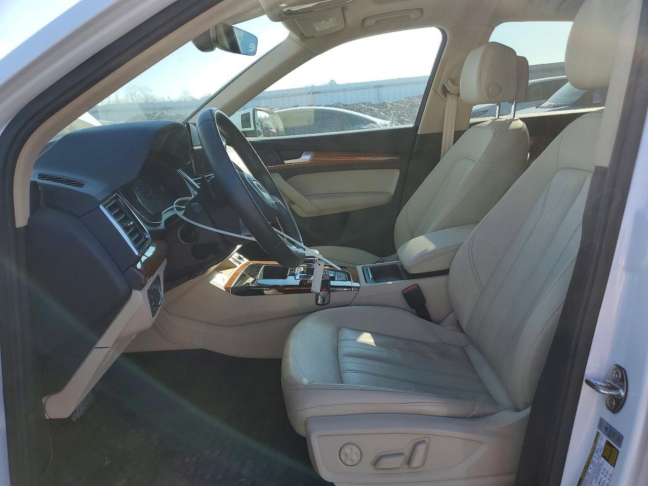 2022 AUDI Q5
