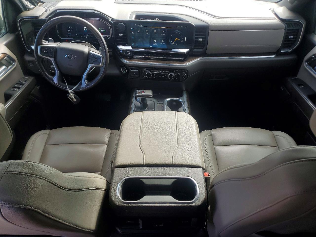2023 CHEVROLET Silverado