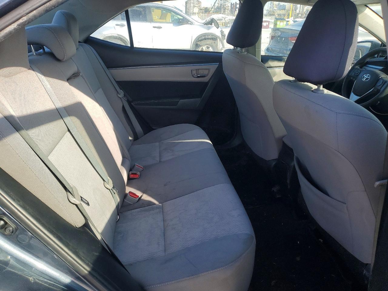 2015 TOYOTA COROLLA