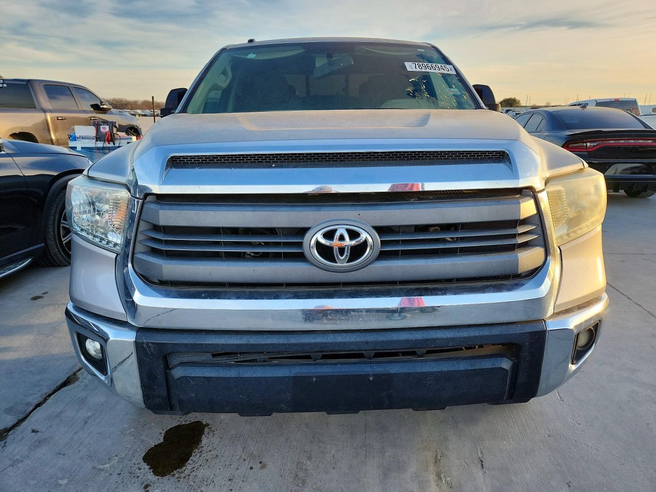 2014 TOYOTA TUNDRA