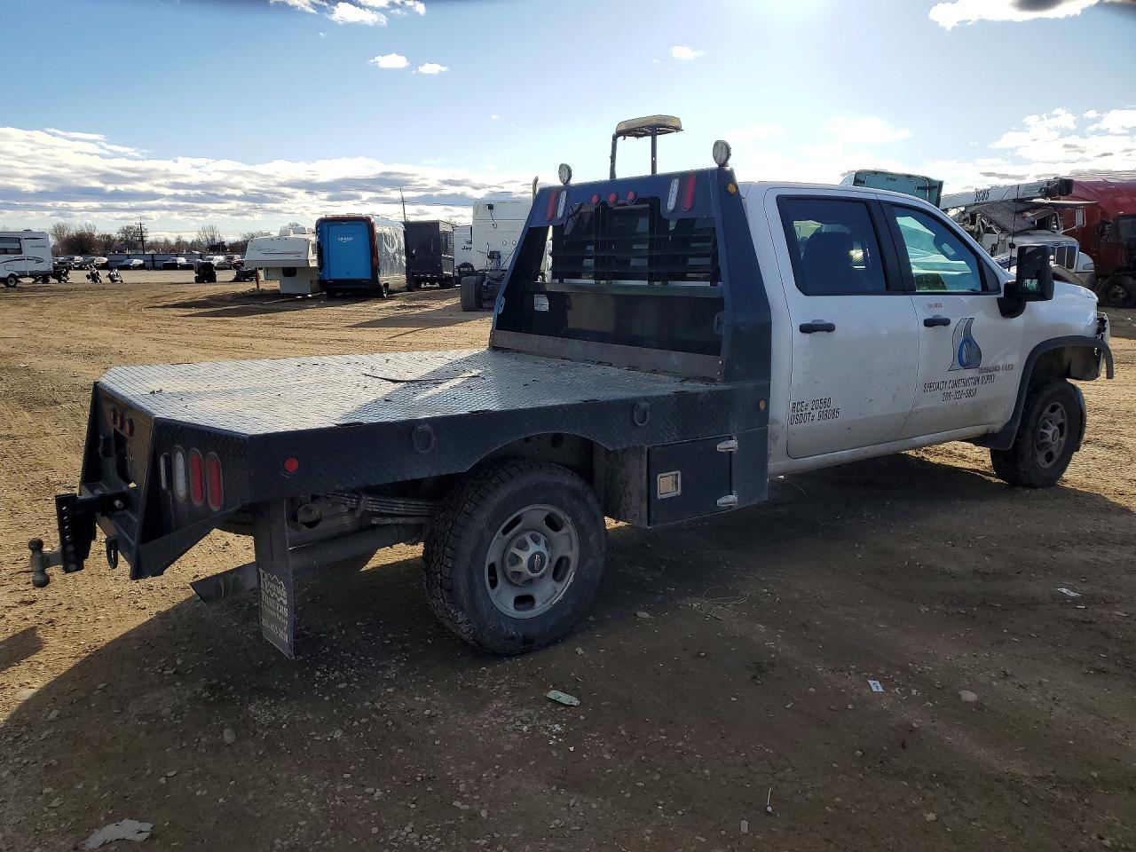 2024 CHEVROLET Silverado