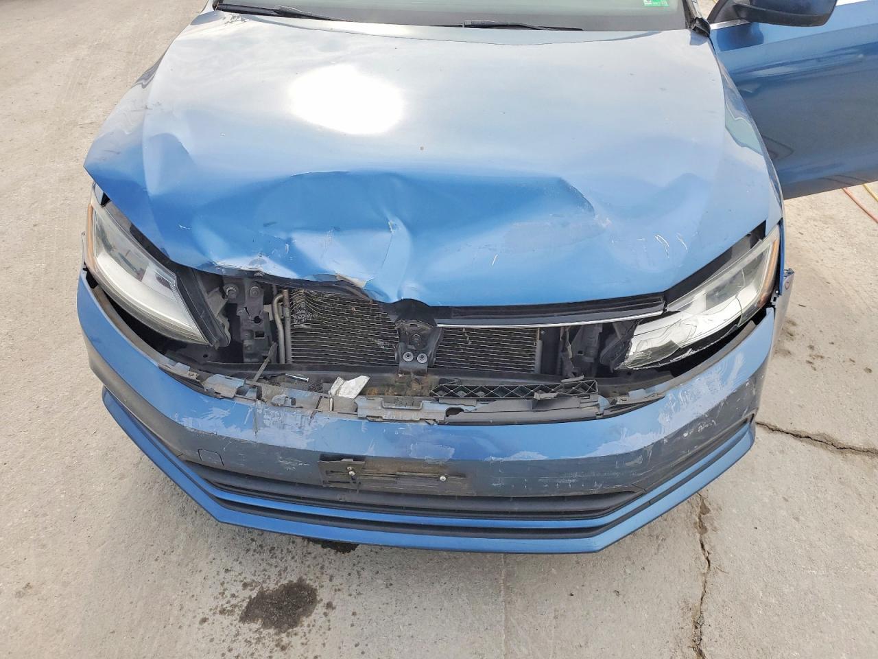 2017 VOLKSWAGEN JETTA