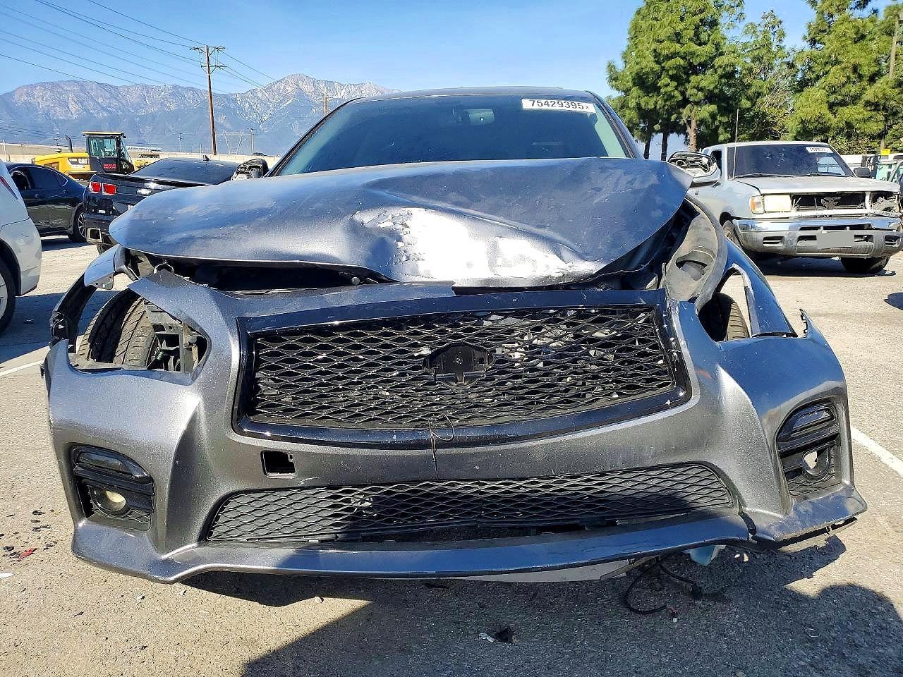 2017 INFINITI Q50