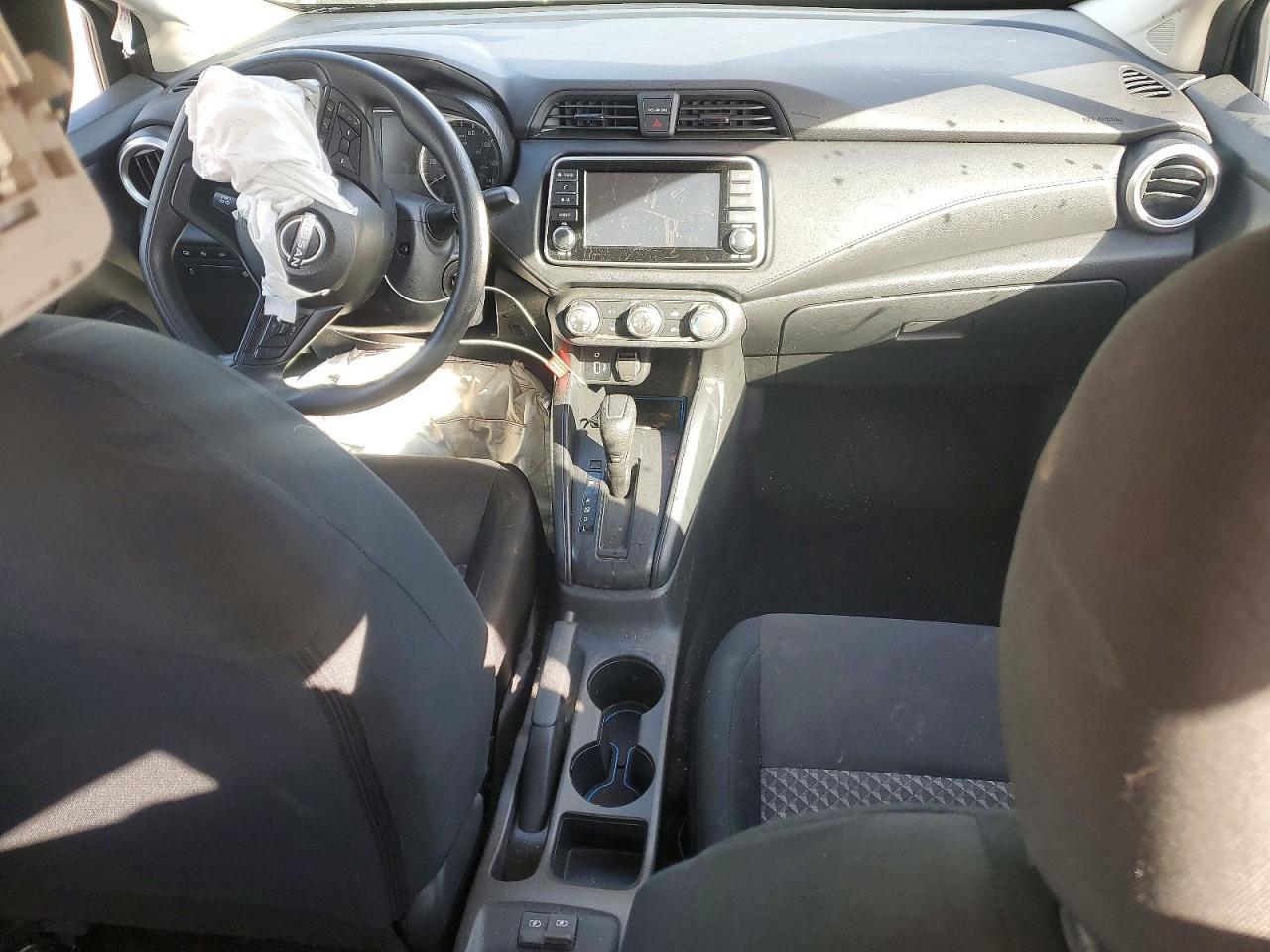 2024 NISSAN VERSA
