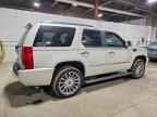 2010 CADILLAC ESCALADE