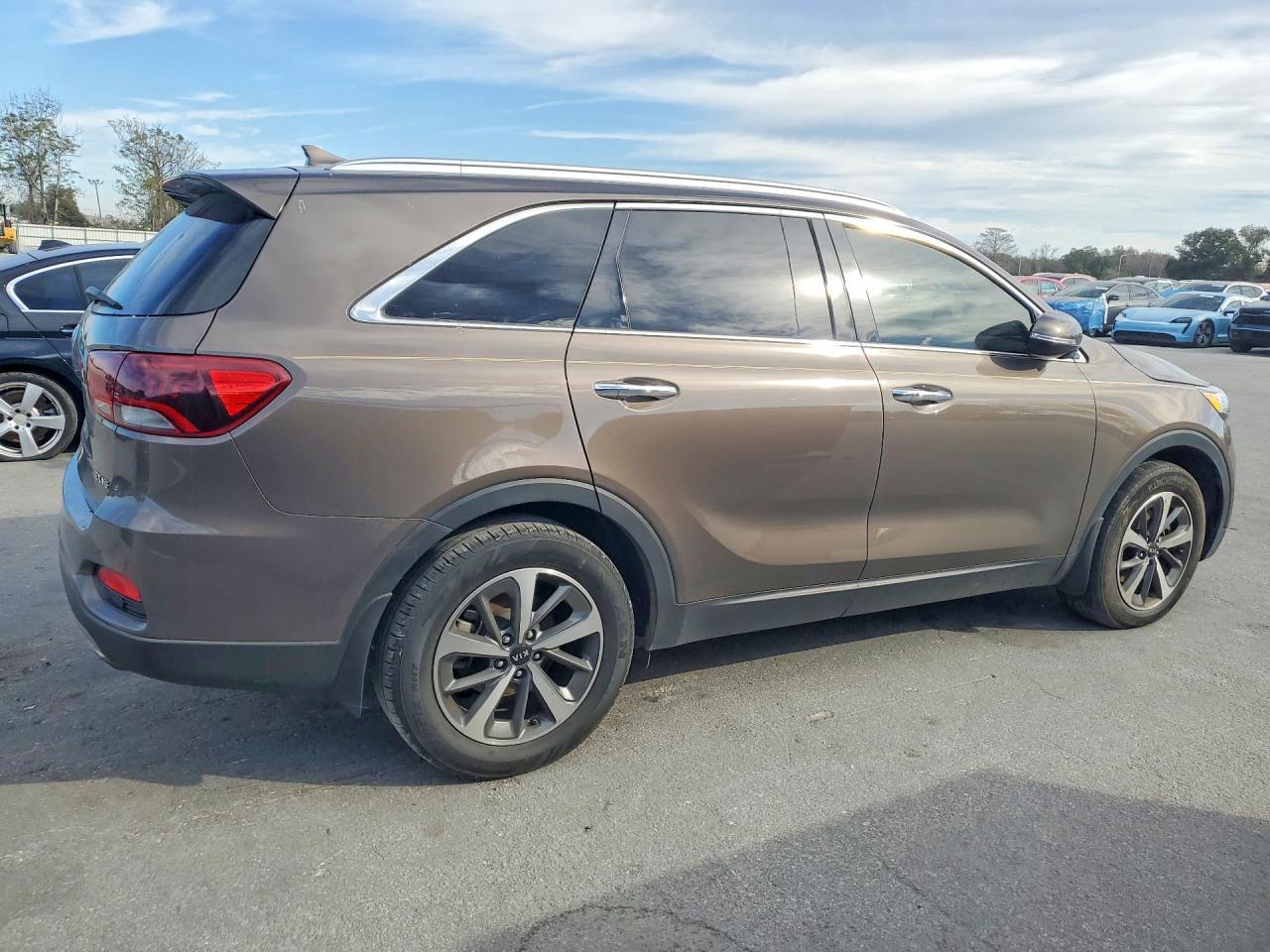 2019 KIA SORENTO