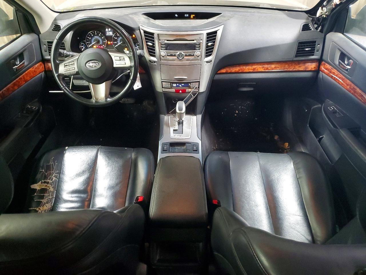2010 SUBARU Outback