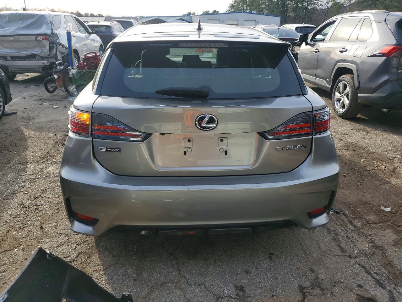 2016 LEXUS CT 200