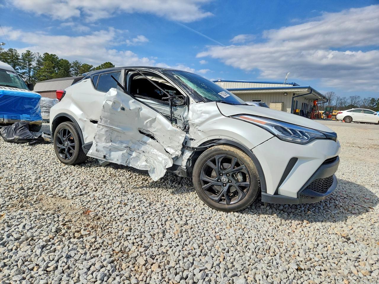 2022 TOYOTA C-HR