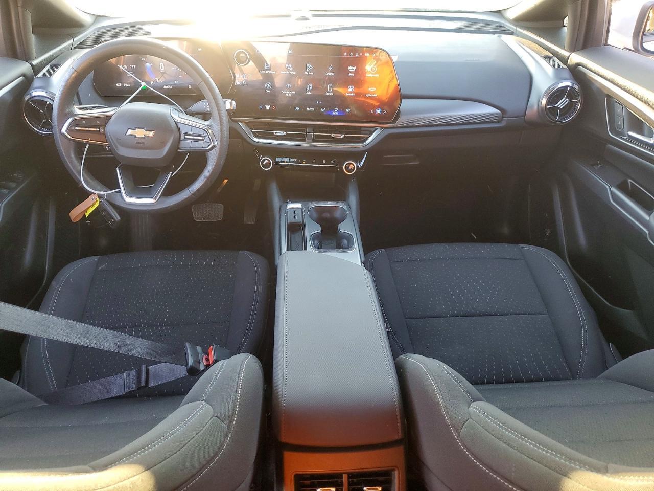 2025 CHEVROLET EQUINOX