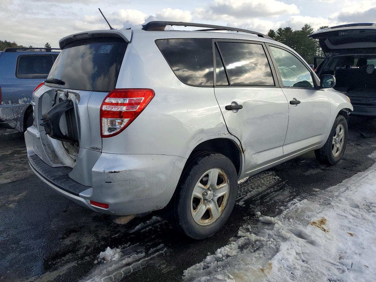 2010 TOYOTA RAV4