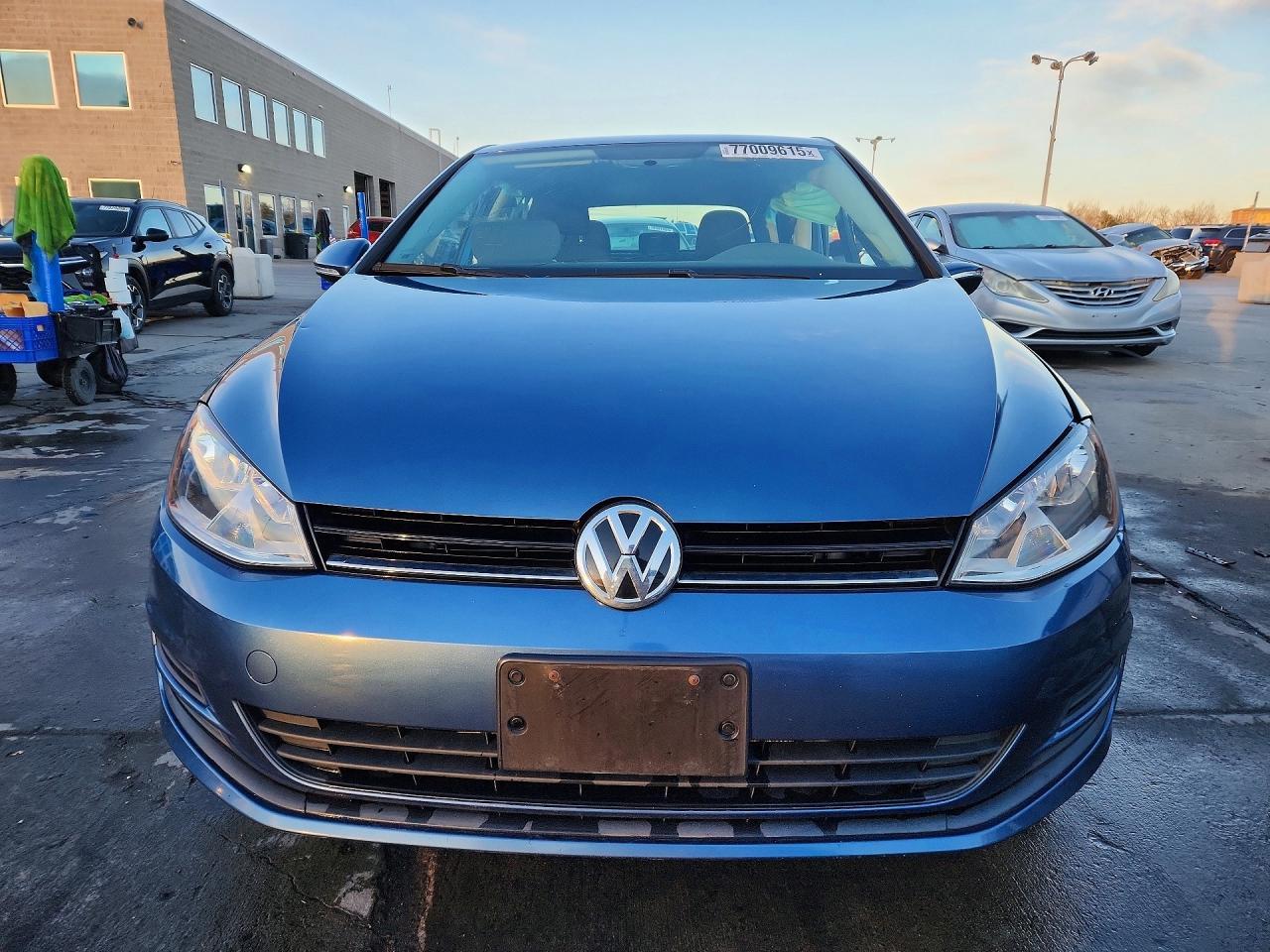 2017 VOLKSWAGEN GOLF