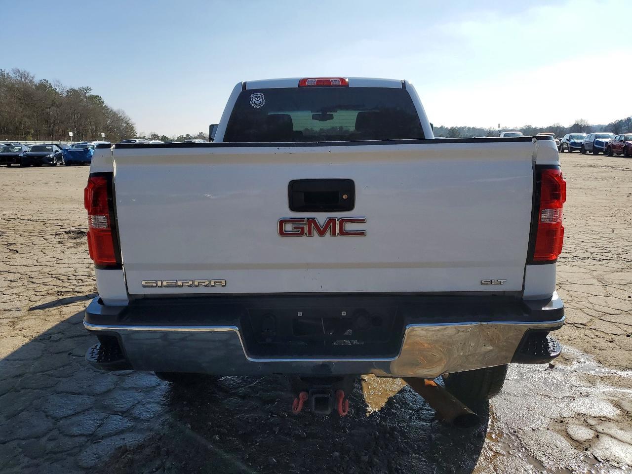 2018 GMC Sierra