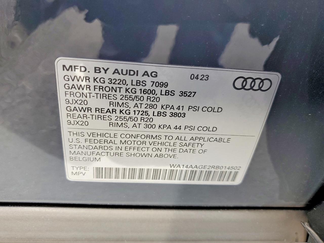 2024 AUDI Q8