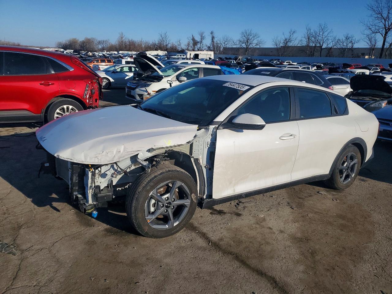 2025 KIA K4