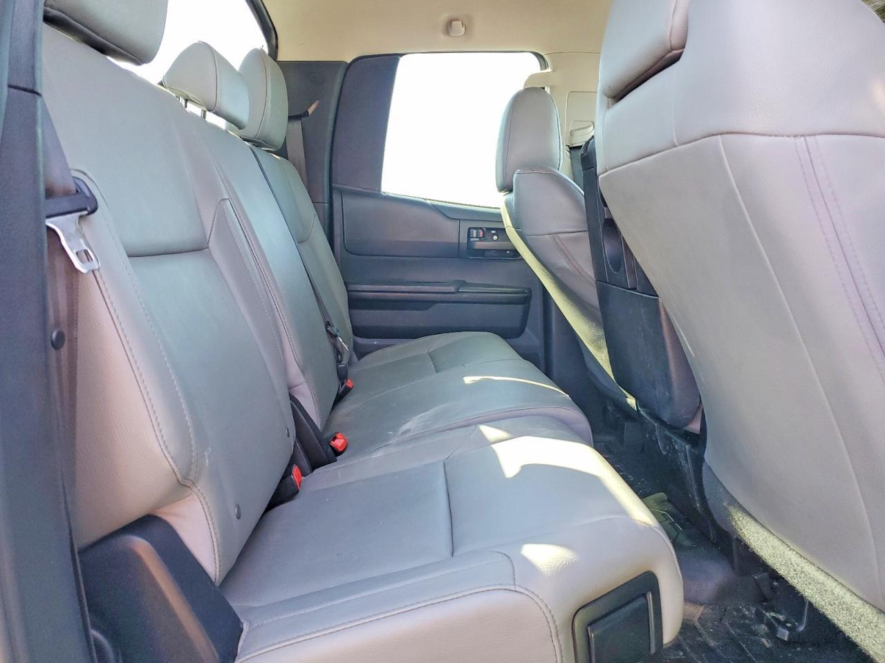 2016 TOYOTA TUNDRA