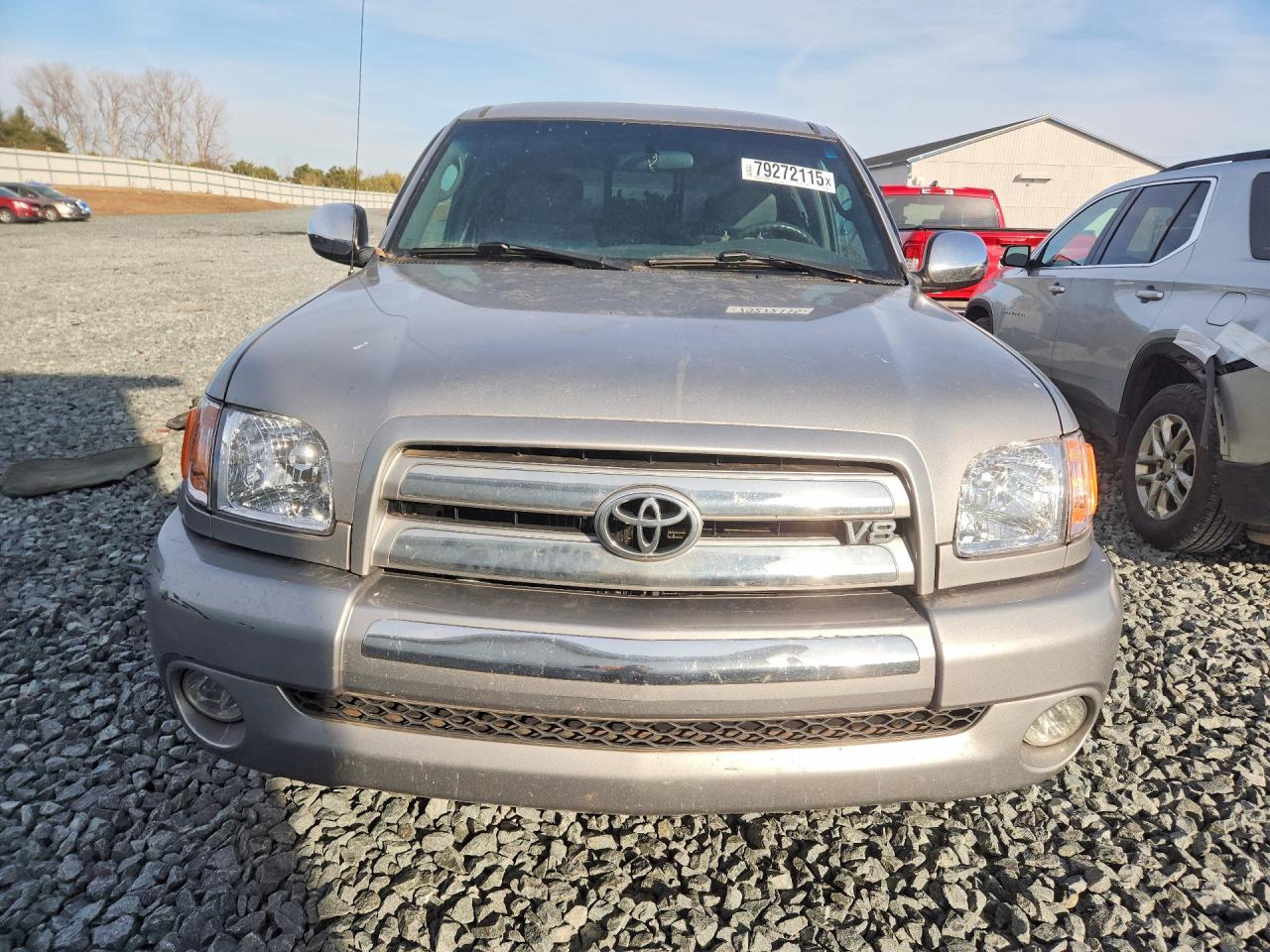 2004 TOYOTA TUNDRA