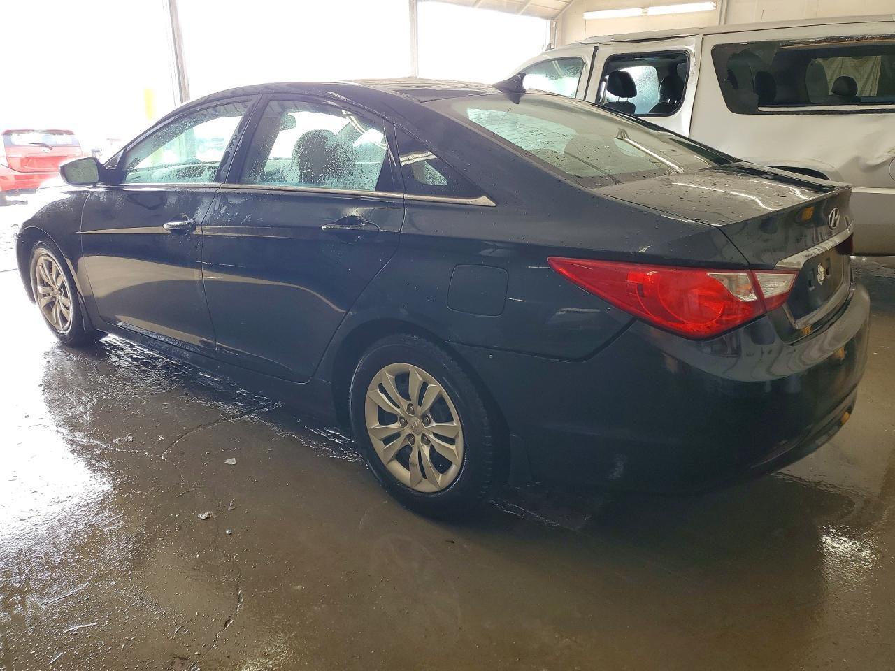 2011 HYUNDAI SONATA