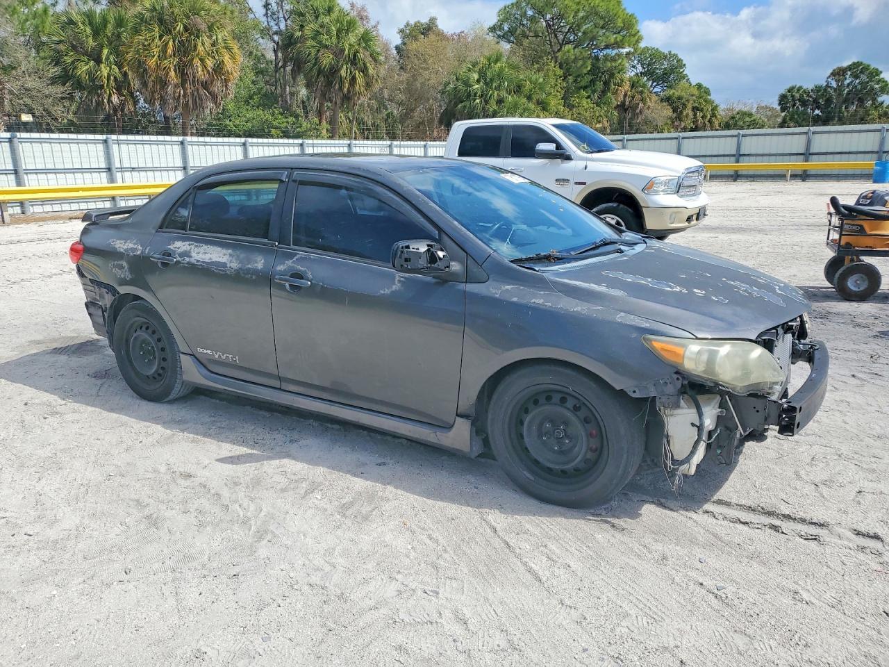2011 TOYOTA COROLLA