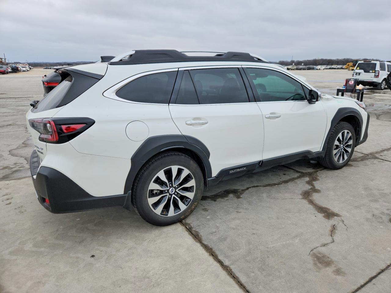 2024 SUBARU Outback