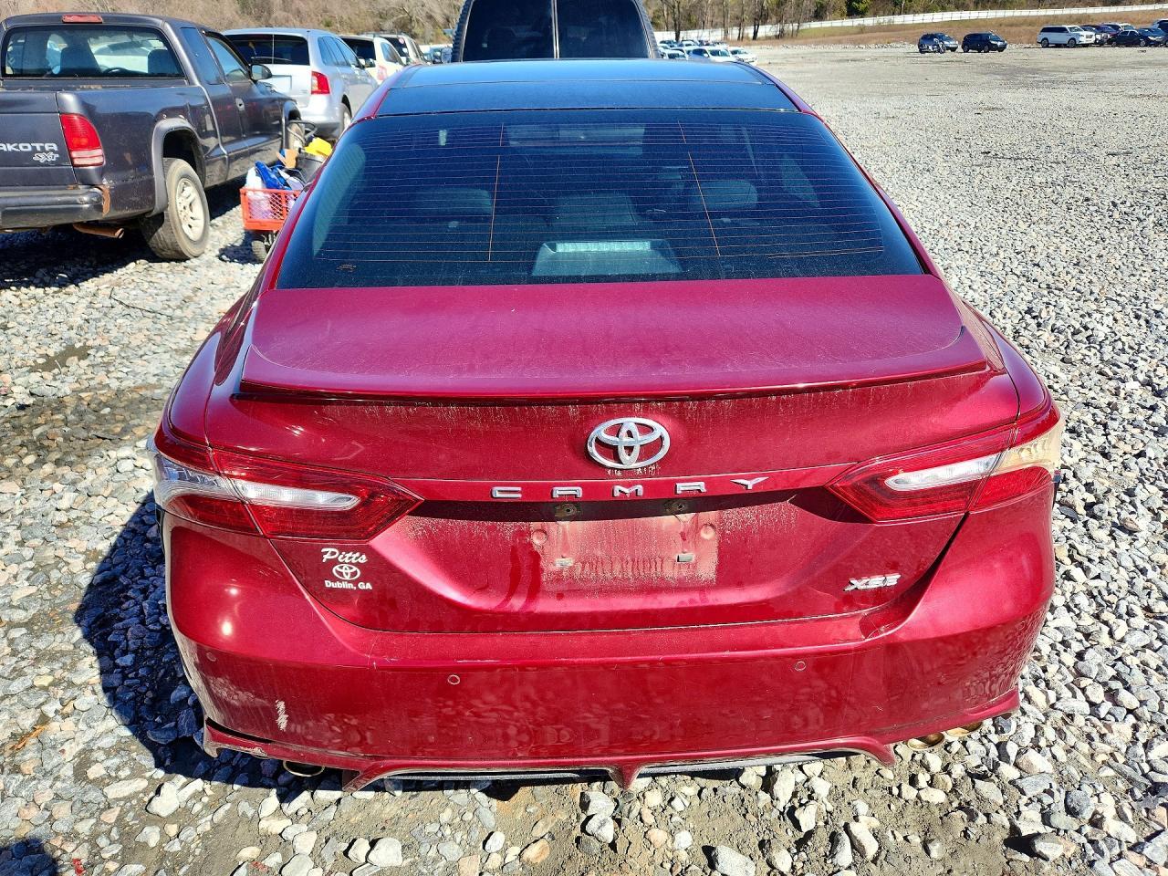 2018 TOYOTA CAMRY