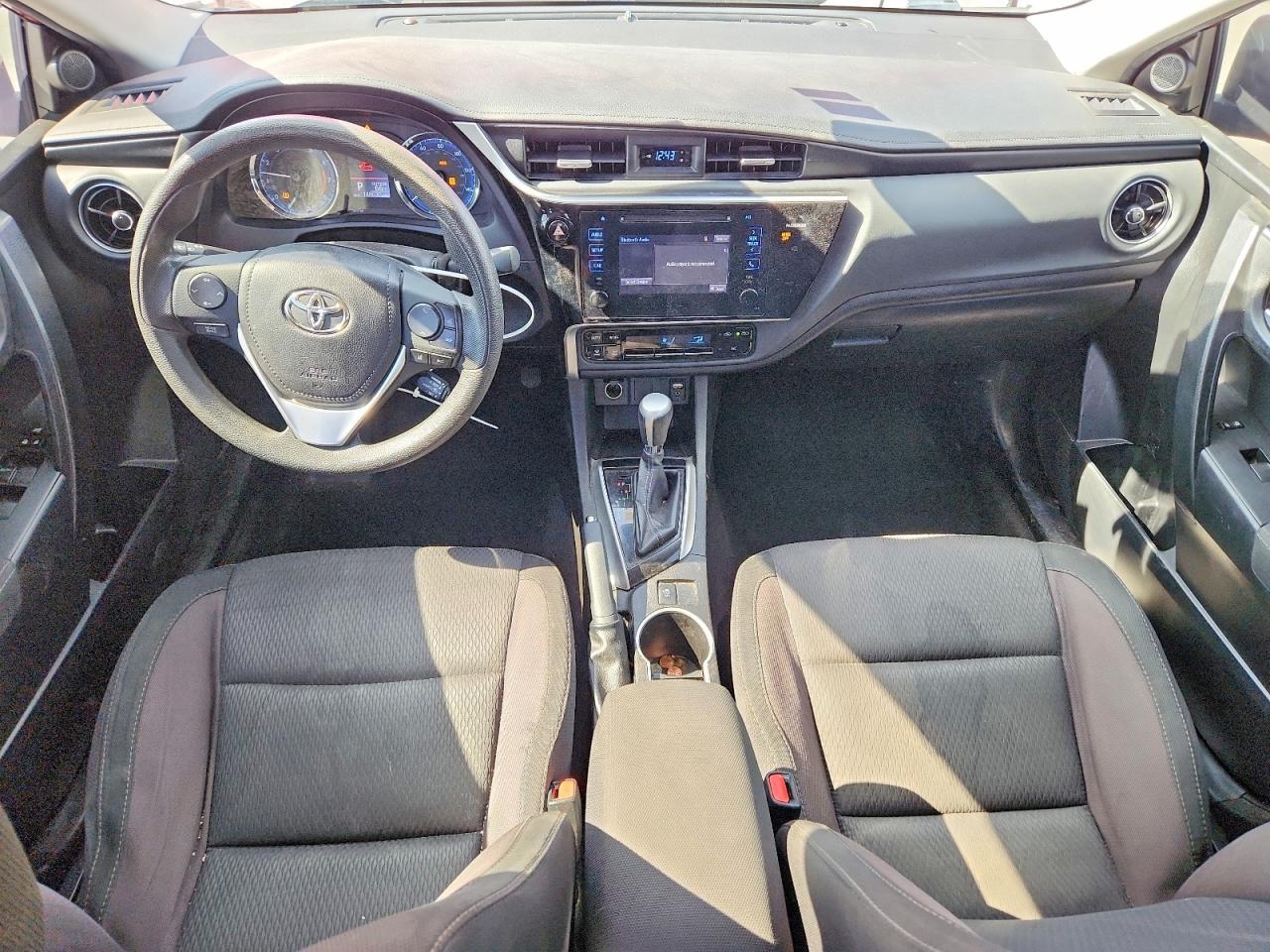 2017 TOYOTA COROLLA