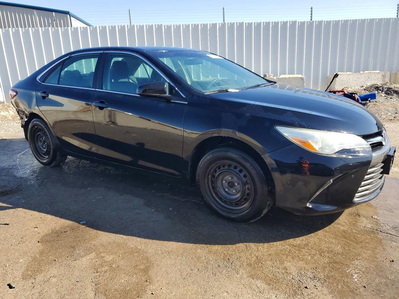 2016 TOYOTA CAMRY