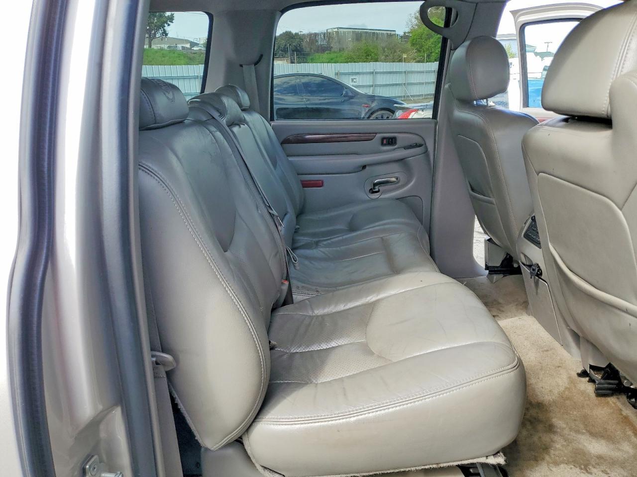 2005 CADILLAC Escalade ESV
