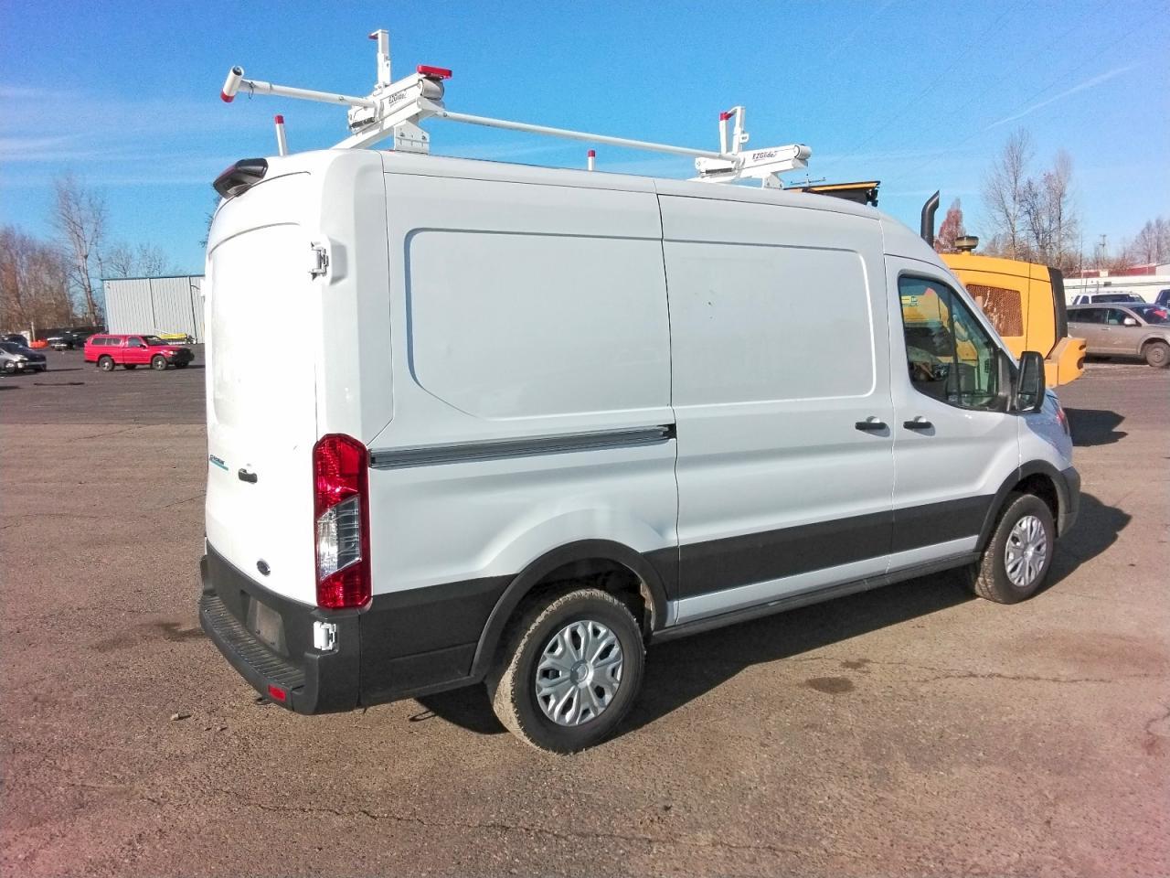 2023 FORD Transit