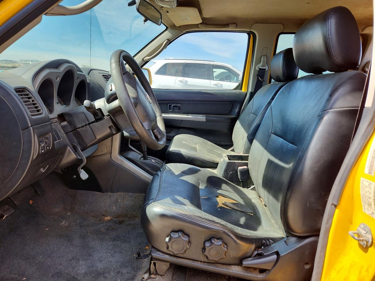 2004 NISSAN Frontier